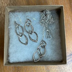 💜3 for $15 The Sak Silver Necklace and Earrings Set